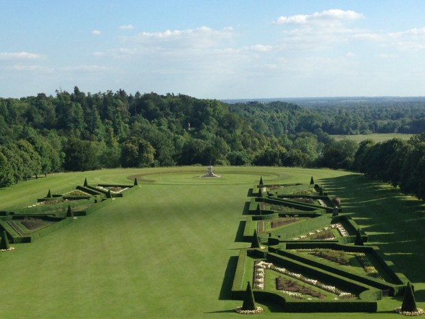 Cliveden House parterre