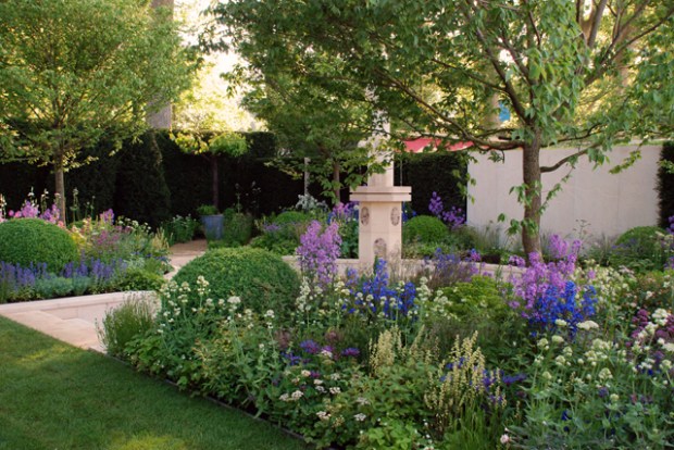 Cleve West's Gold Medal-Winning 2014 Chelsea Show Garden. Photo: Lisa Cox
