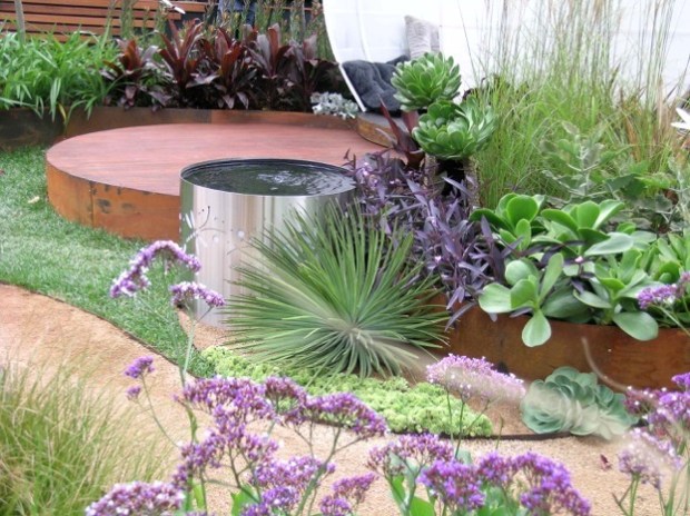 Steven Wells and Melissa Thomas MIFGS Garden. Janna Schreier