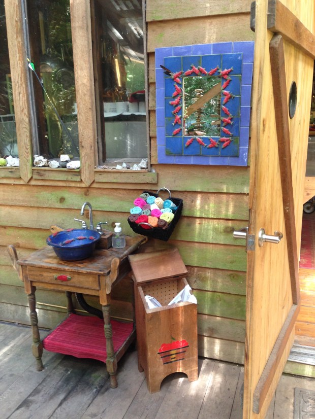 Wash station in the forest. Janna Schreier