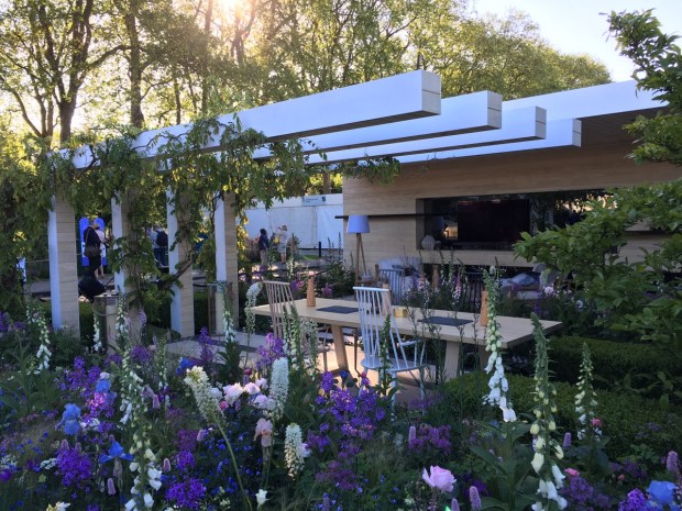 Hay Joung Hwang: The LG Smart Garden