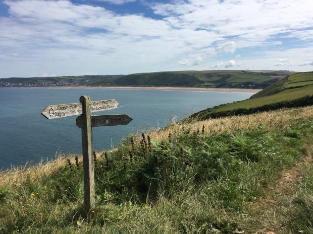 Five mile circular walk past Baggy Point, Devon