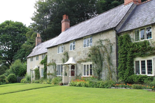 Holiday cottages from the 18th century at Stourhead