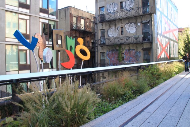 The contrast of the new and the old on the High Line